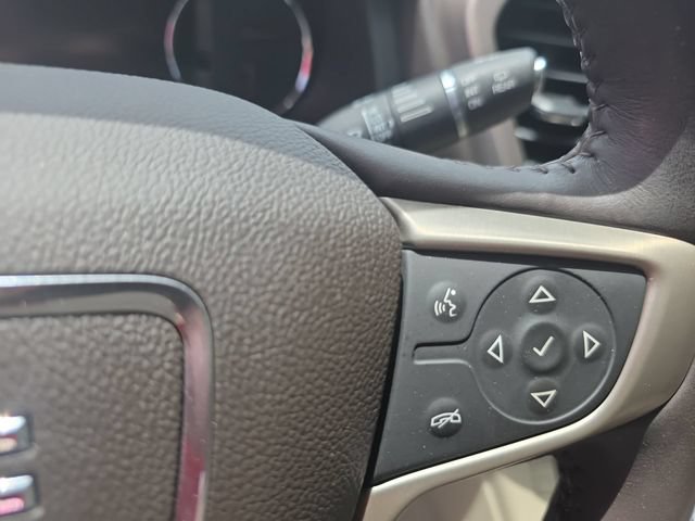 Used 2018 GMC Acadia Denali w/ Technology Package FWD image 20