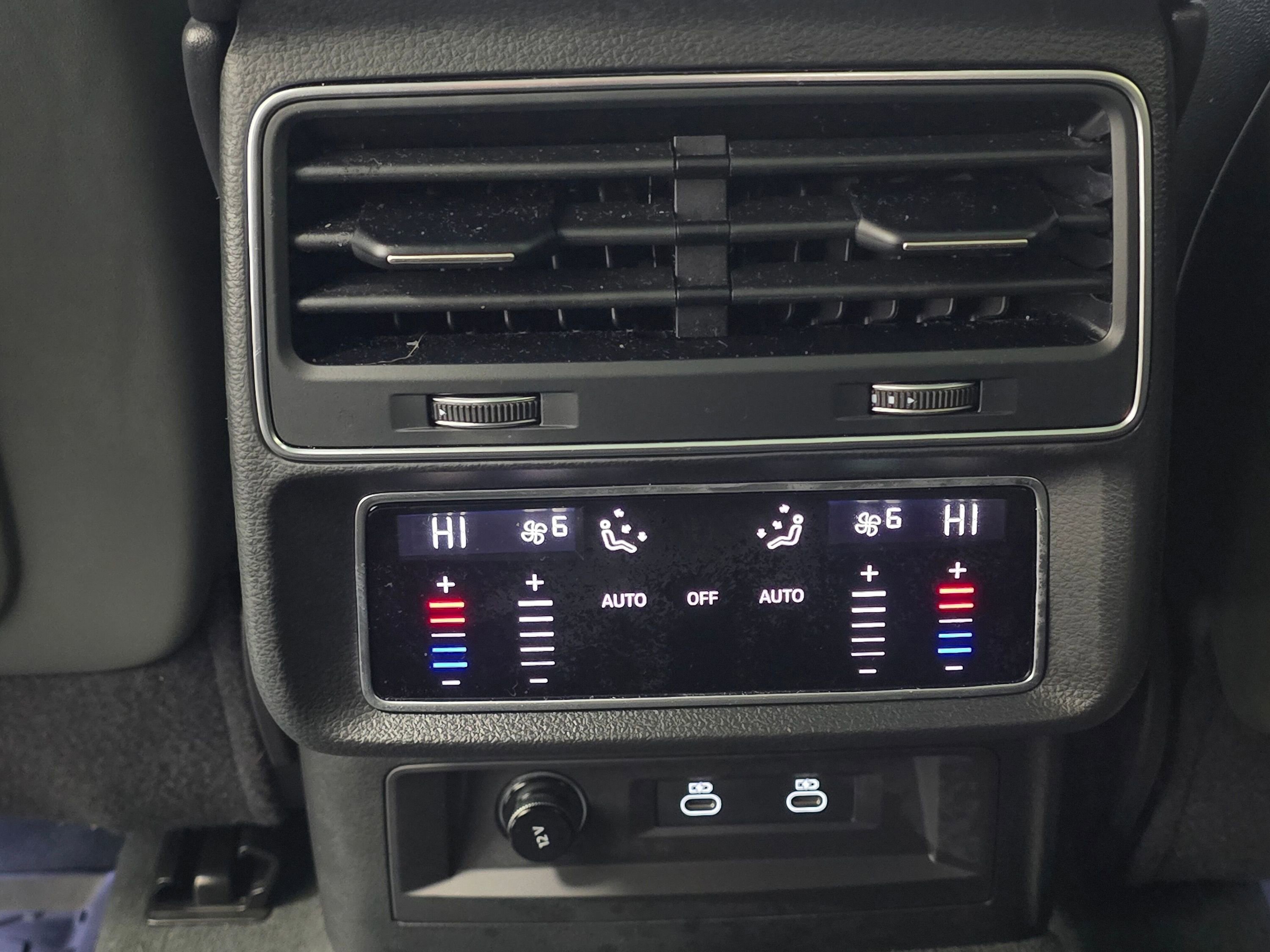 Certified 2025 Audi Q8 Premium Plus w/ Premium Plus Package image 18