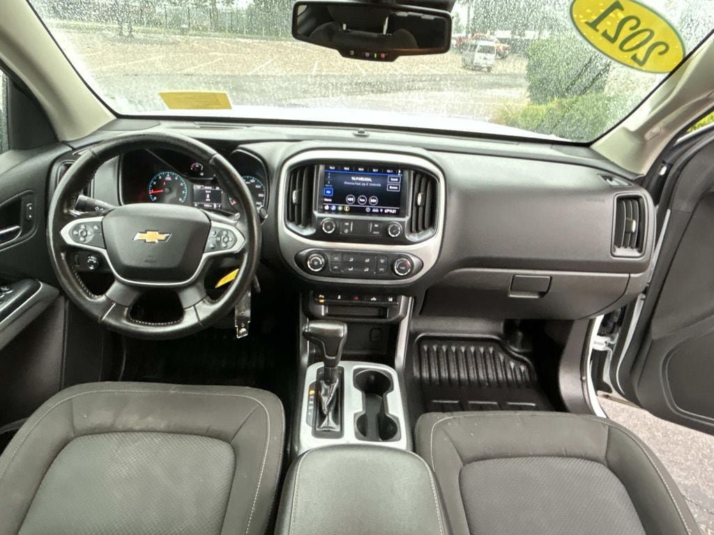 Used 2021 Chevrolet Colorado LT w/ Fleet Safety Package AWD/4WD image 17