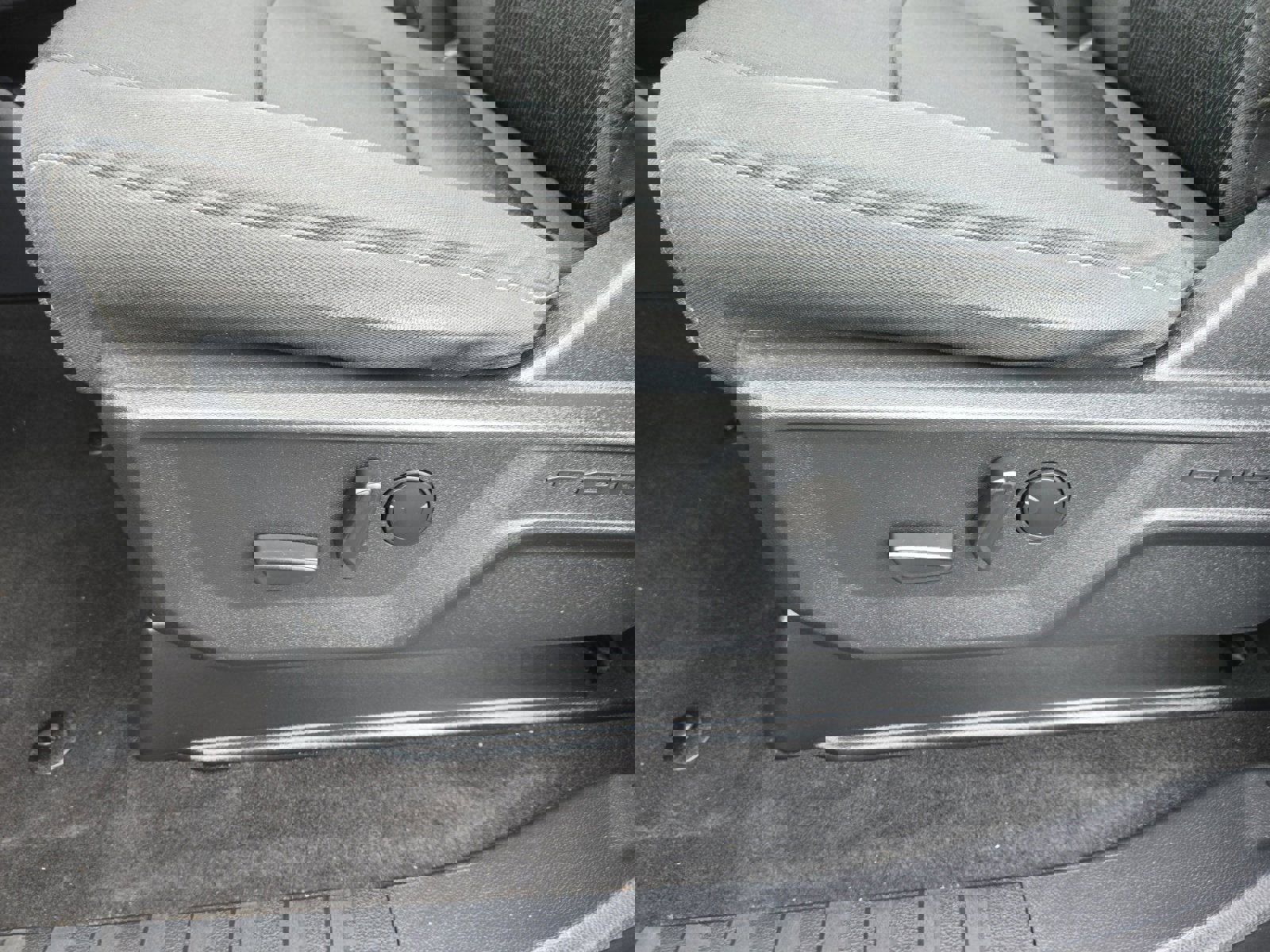 Certified 2023 Ford F150 XLT w/ Equipment Group 302A High image 12