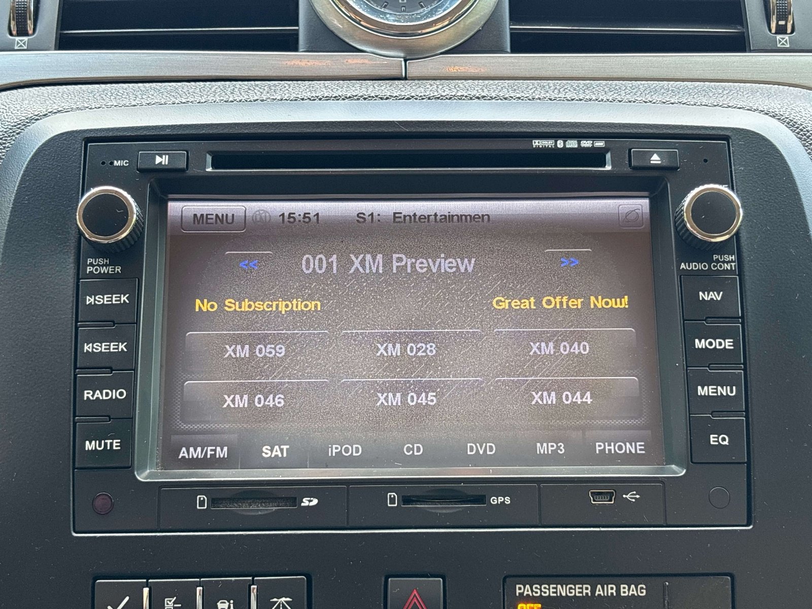 Used 2011 Buick Enclave CXL FWD image 23