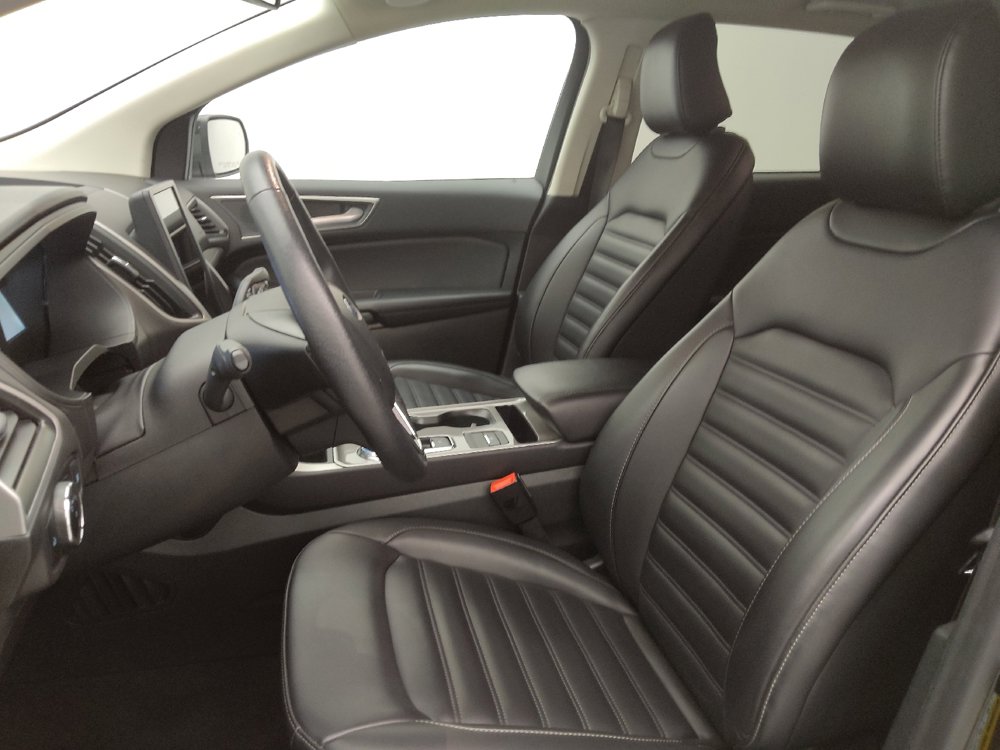 Used 2024 Ford Edge SEL image 17