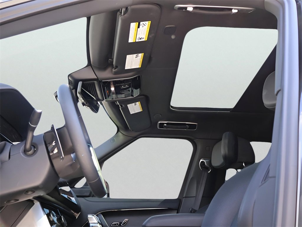 Used 2023 Land Rover Range Rover SV image 37