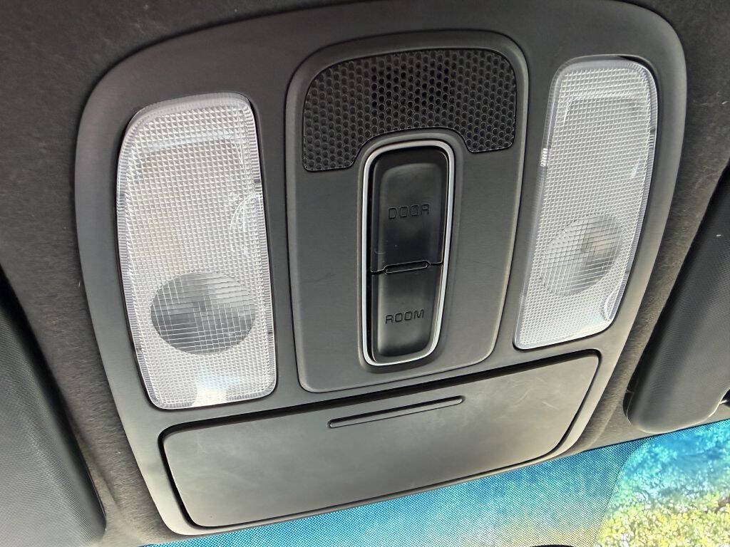 Used 2015 Kia Soul FWD image 15
