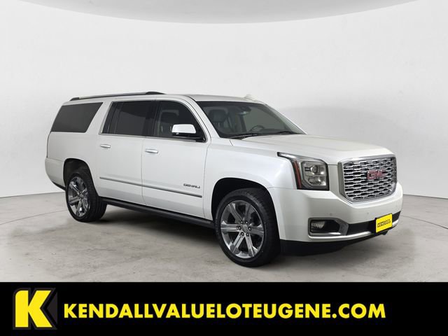 Used 2019 GMC Yukon XL Denali w/ Denali Ultimate Package AWD/4WD image 7