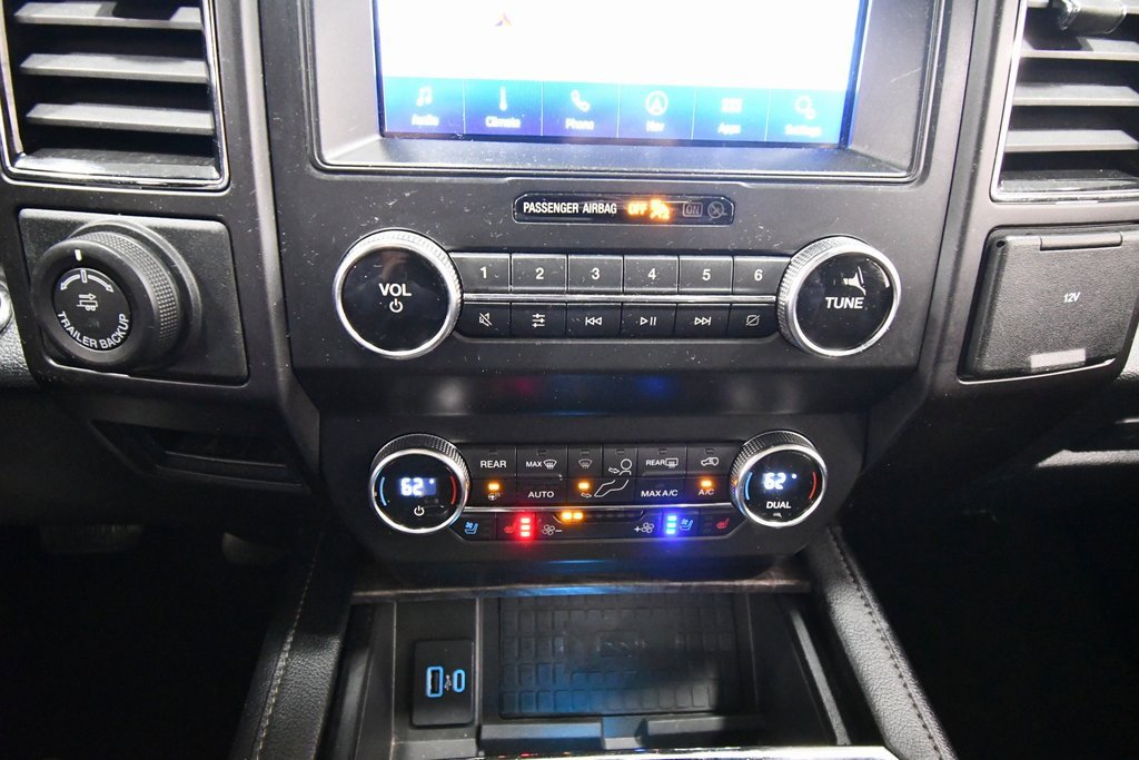 Used 2020 Ford Expedition Max Limited image 23