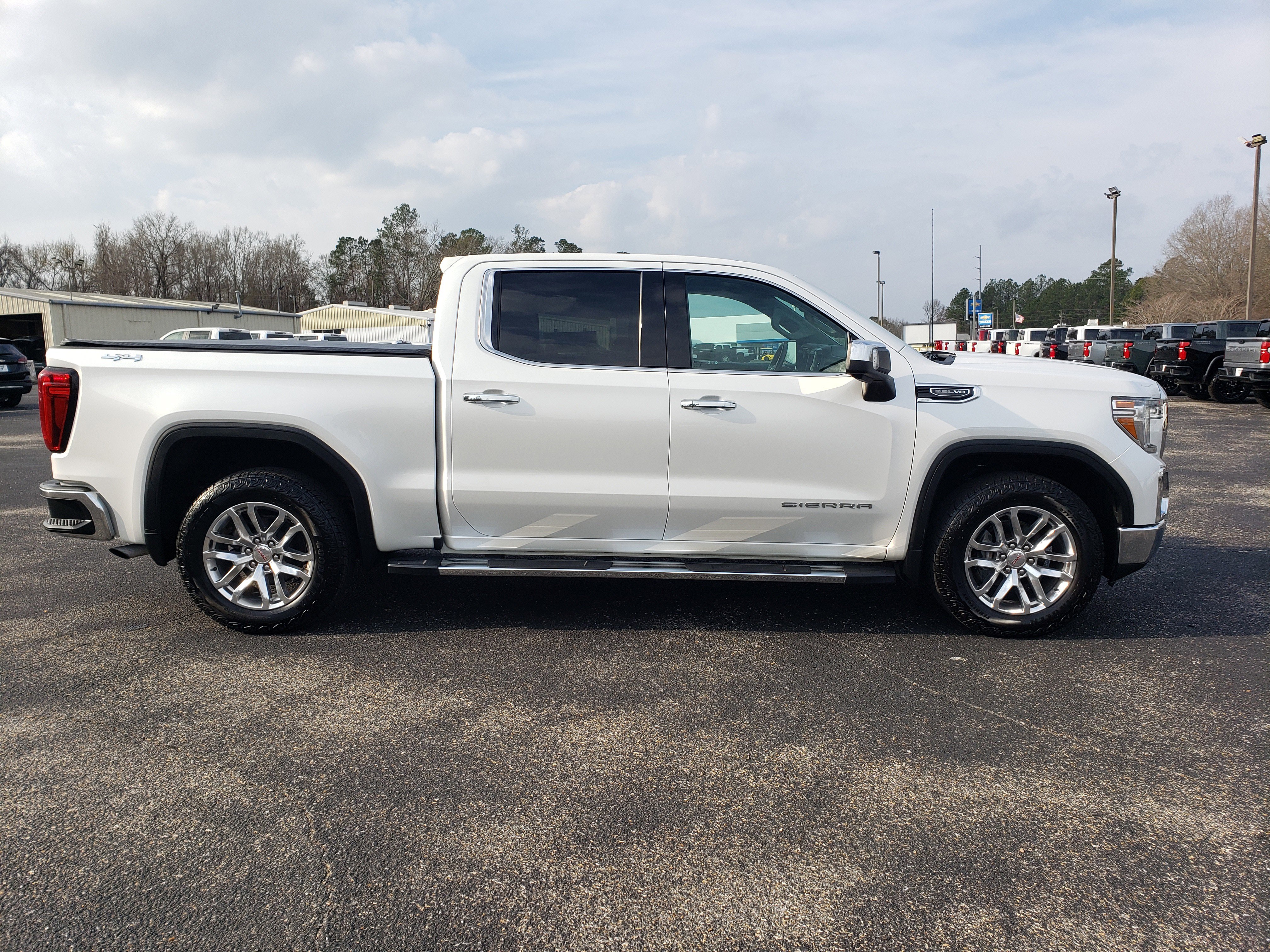 Used 2020 GMC Sierra 1500 SLT w/ SLT Premium Plus Package image 5