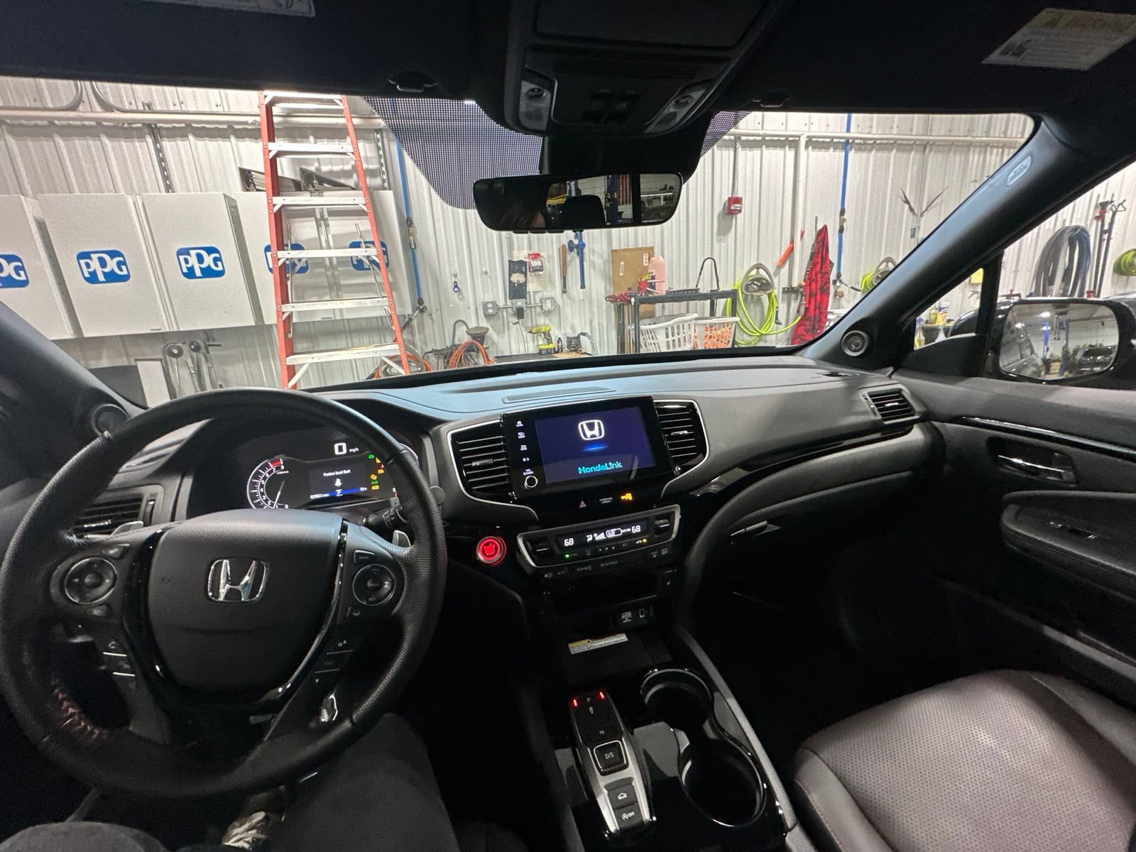 Used 2023 Honda Ridgeline Black Edition image 43