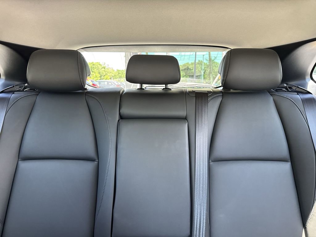 Certified 2025 MAZDA CX-30 AWD 2.5 S w/ Preferred Package image 18