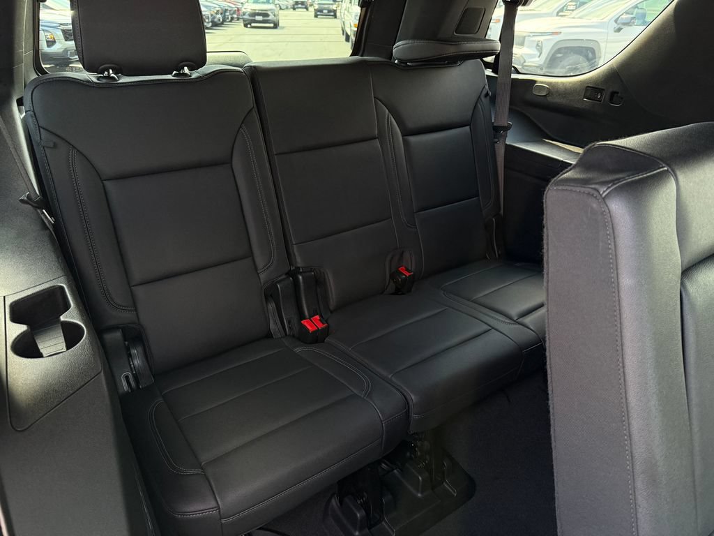 Used 2024 Chevrolet Tahoe LT RWD image 19