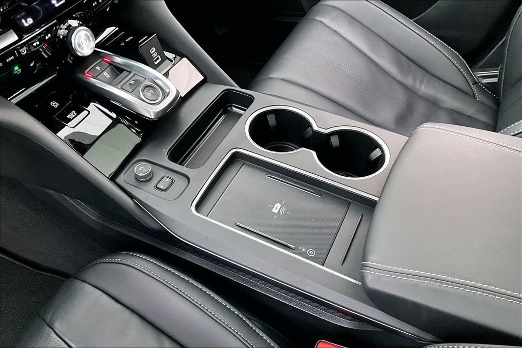 Certified 2026 Acura MDX w/ Technology Package FWD image 17