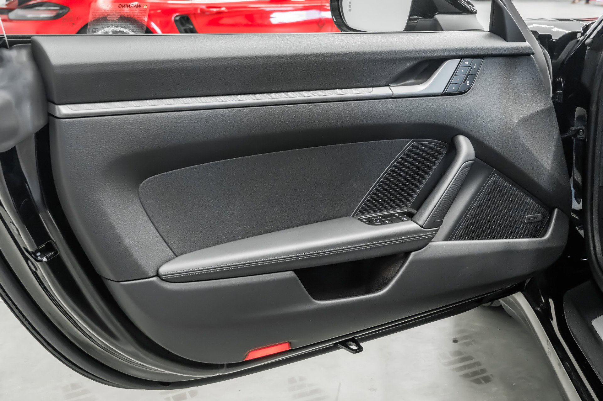 Used 2025 Porsche 911 Carrera image 29