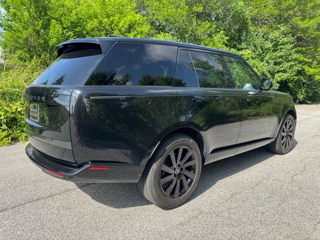 Certified 2025 Land Rover Range Rover SE AWD/4WD image 5