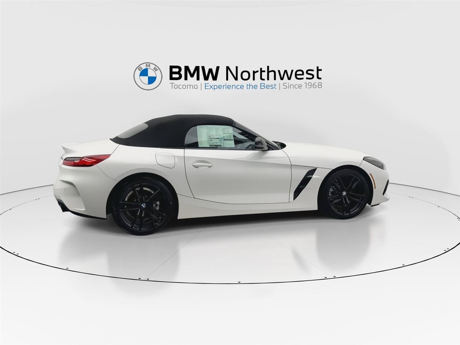 New 2026 BMW Z4 sDrive30i w/ Shadowloine Package RWD image 4