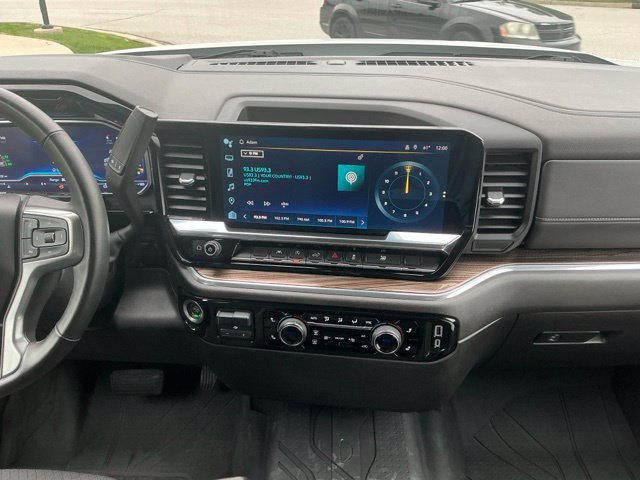 Used 2024 Chevrolet Silverado 1500 LT w/ Protection Package AWD/4WD image 27