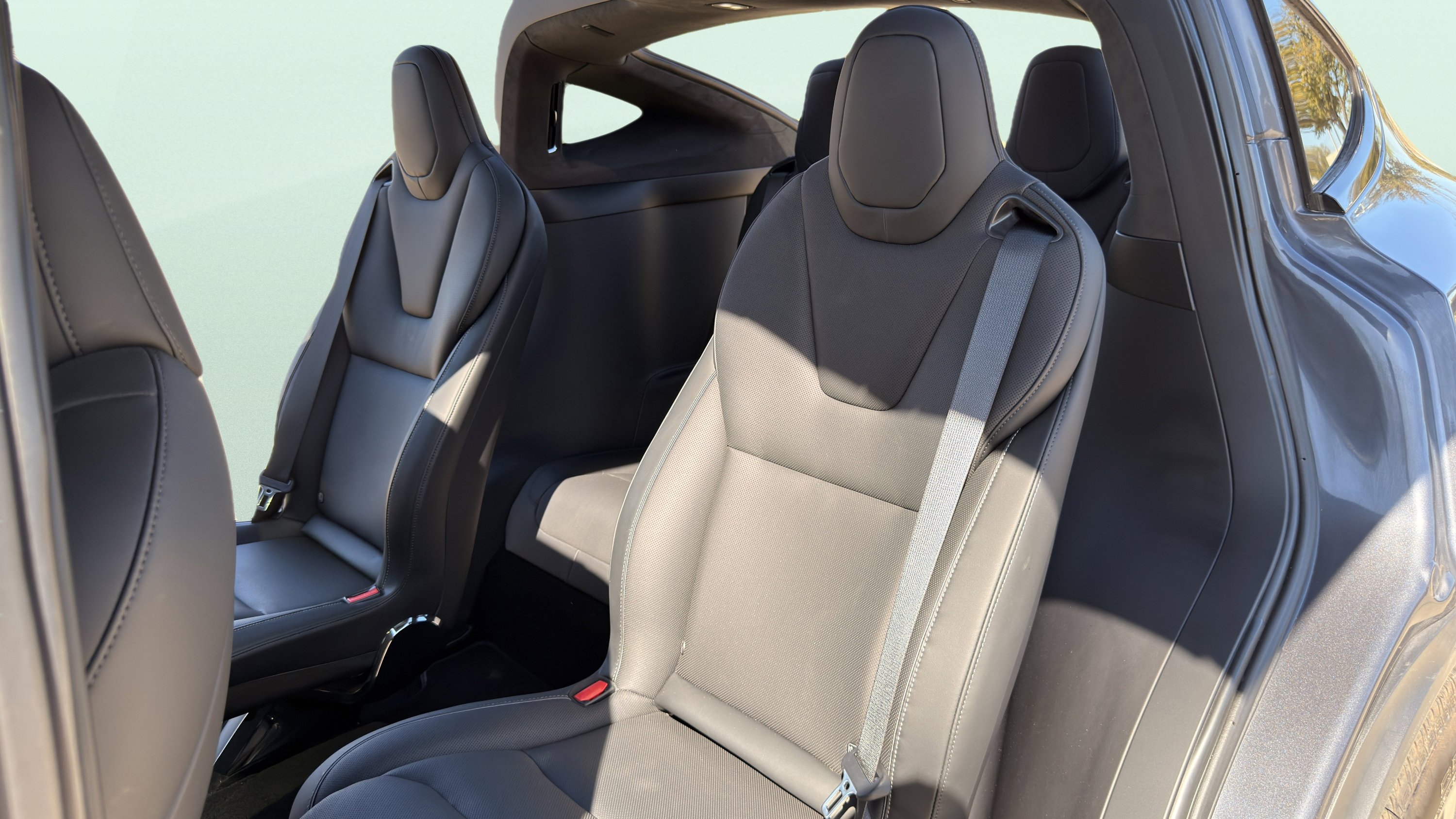 Used 2022 Tesla Model X Plaid image 22