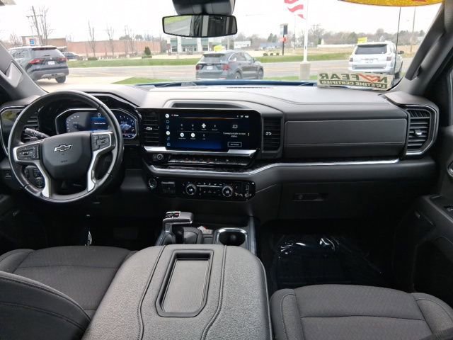 Used 2022 Chevrolet Silverado 1500 RST w/ Convenience Package II image 13