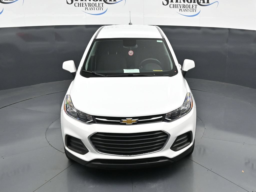 Used 2022 Chevrolet Trax LS w/ Tint and Cruise Package AWD/4WD image 19