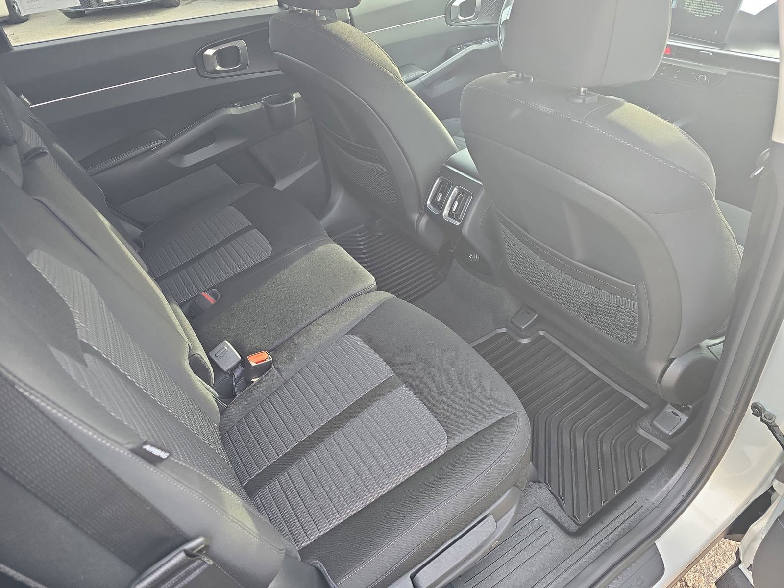 New 2026 Kia Sorento LX FWD image 12
