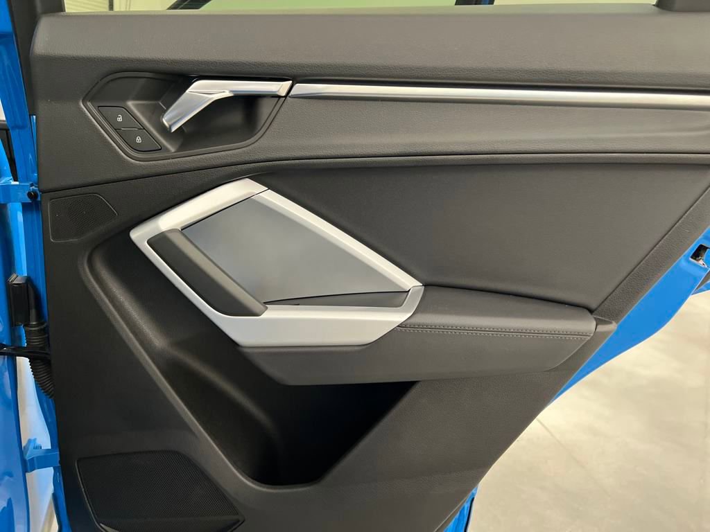 Used 2023 Audi Q3 2.0T Premium image 21