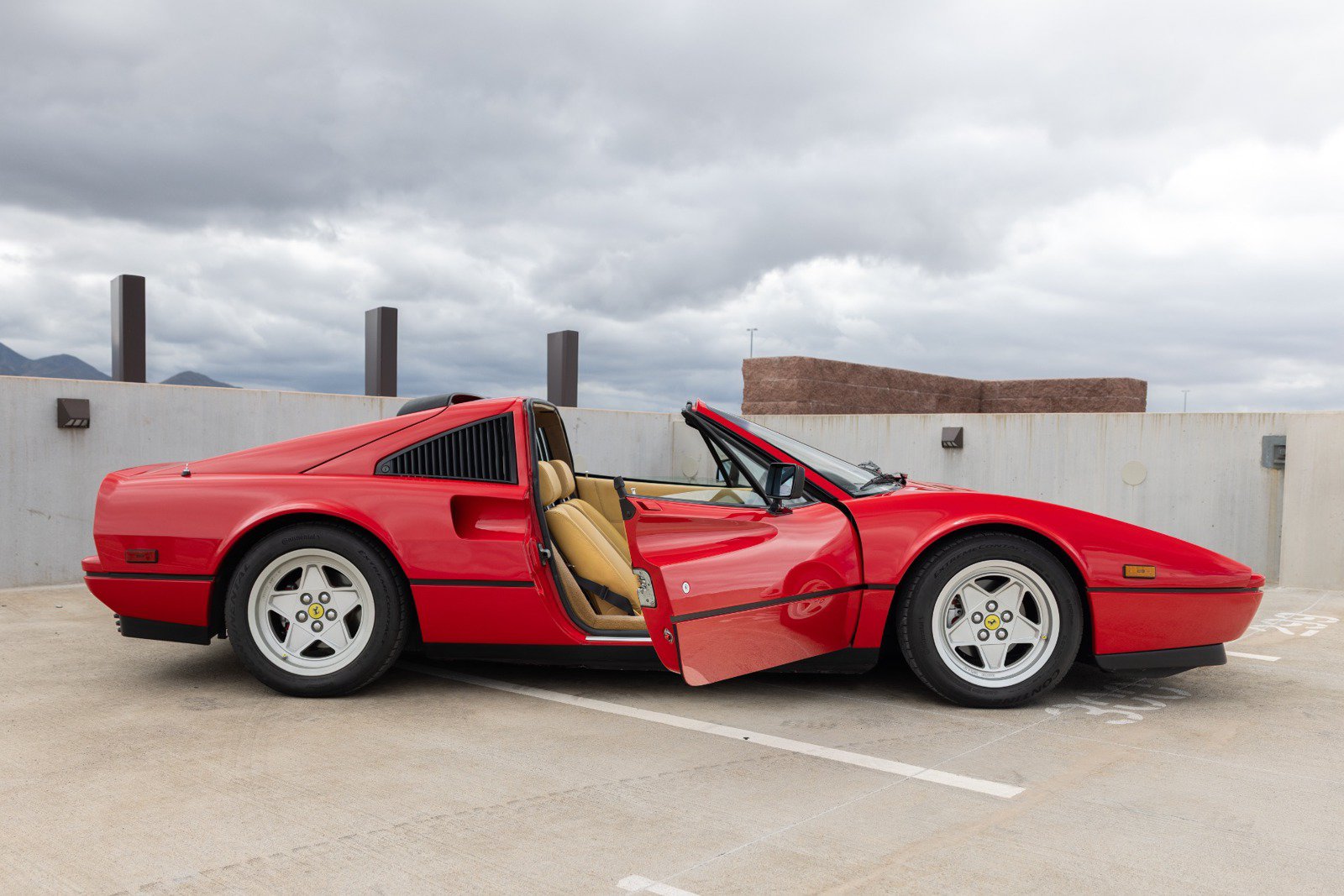 Used 1987 Ferrari 328 GTS RWD image 36