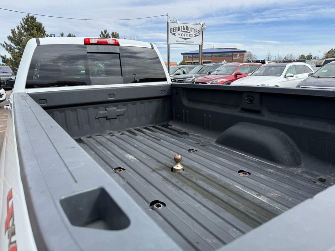 Used 2019 Chevrolet Silverado 3500 High Country w/ Duramax Plus Package image 9