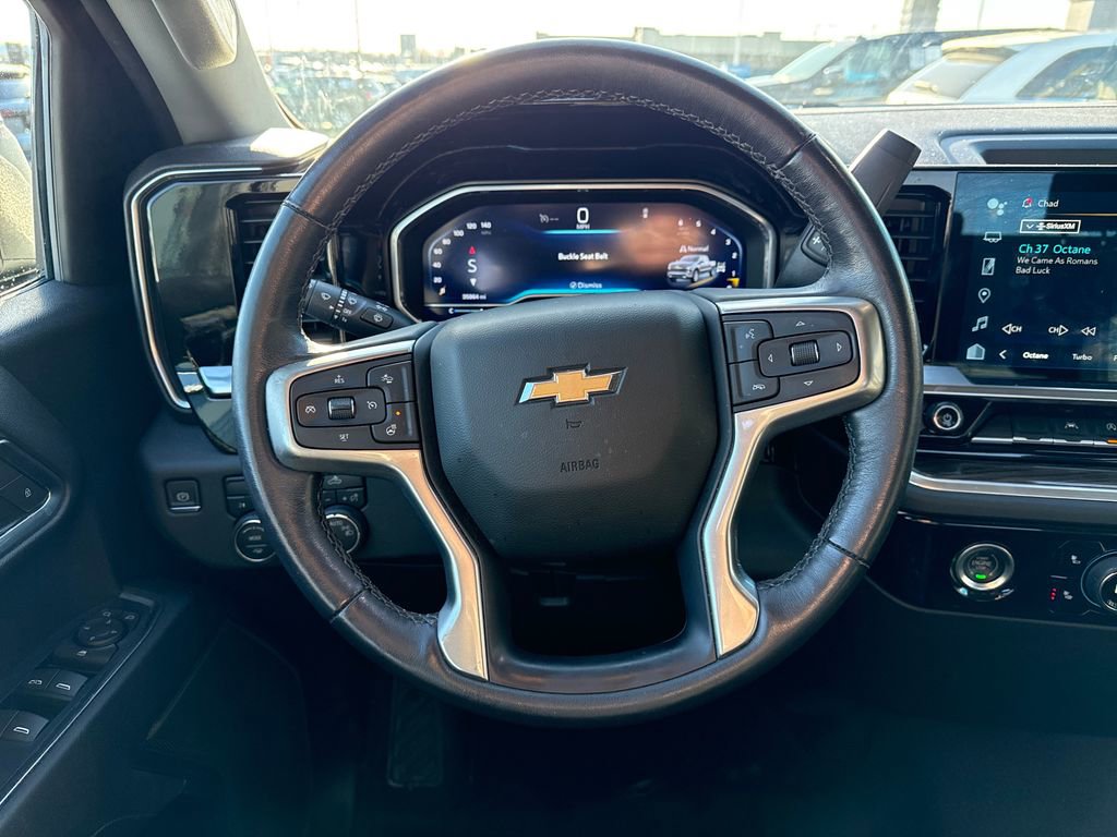 Used 2022 Chevrolet Silverado 1500 LT image 18