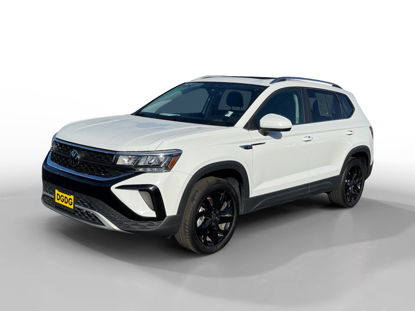 Certified 2023 Volkswagen Taos SE w/ Panoramic Sunroof Package