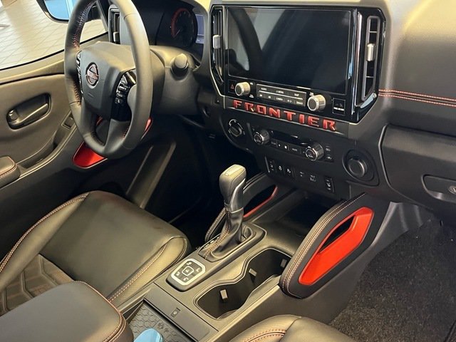 New 2027 Nissan Frontier PRO-4X AWD/4WD image 8