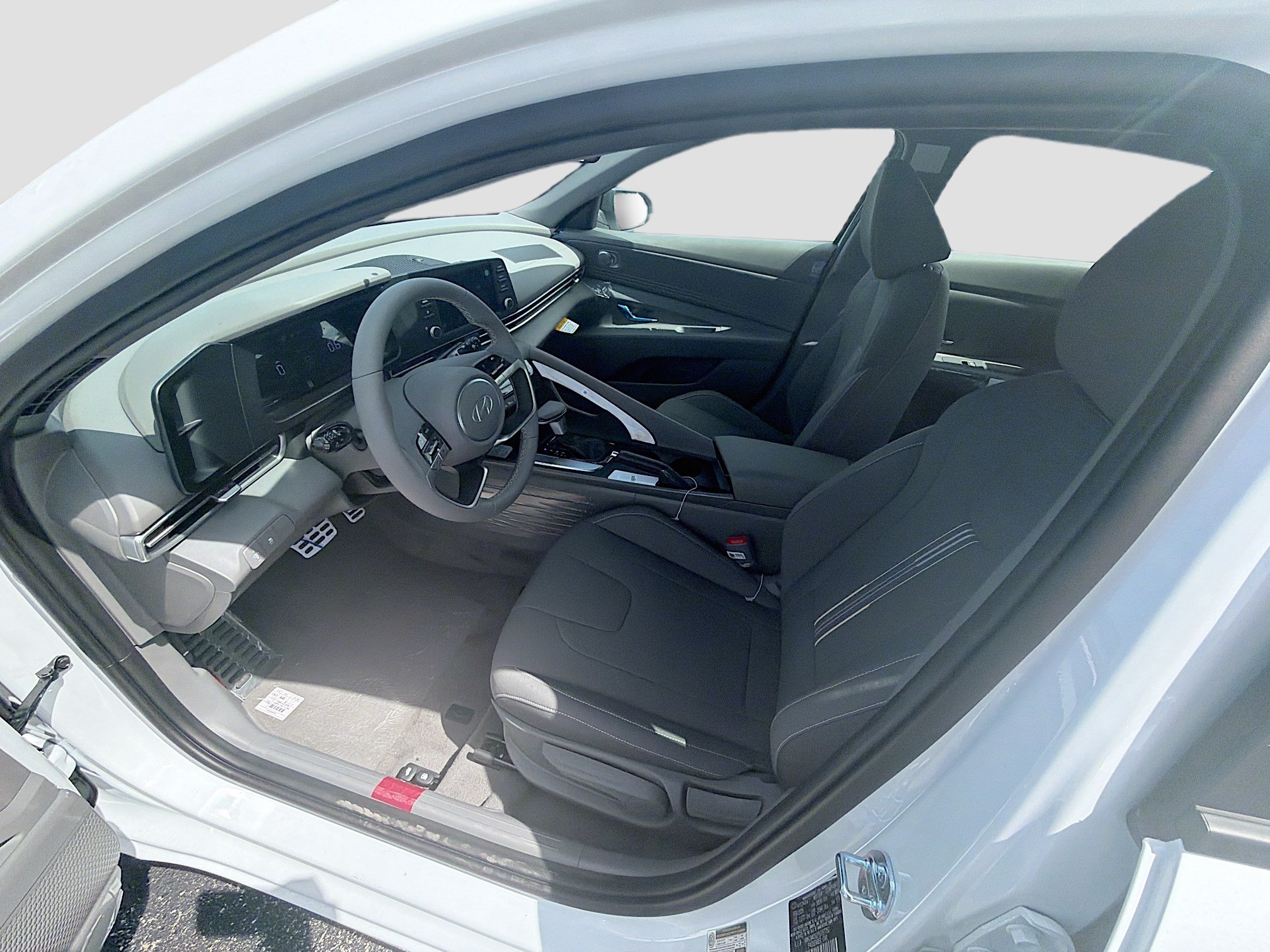 New 2026 Hyundai Elantra Sport FWD image 14
