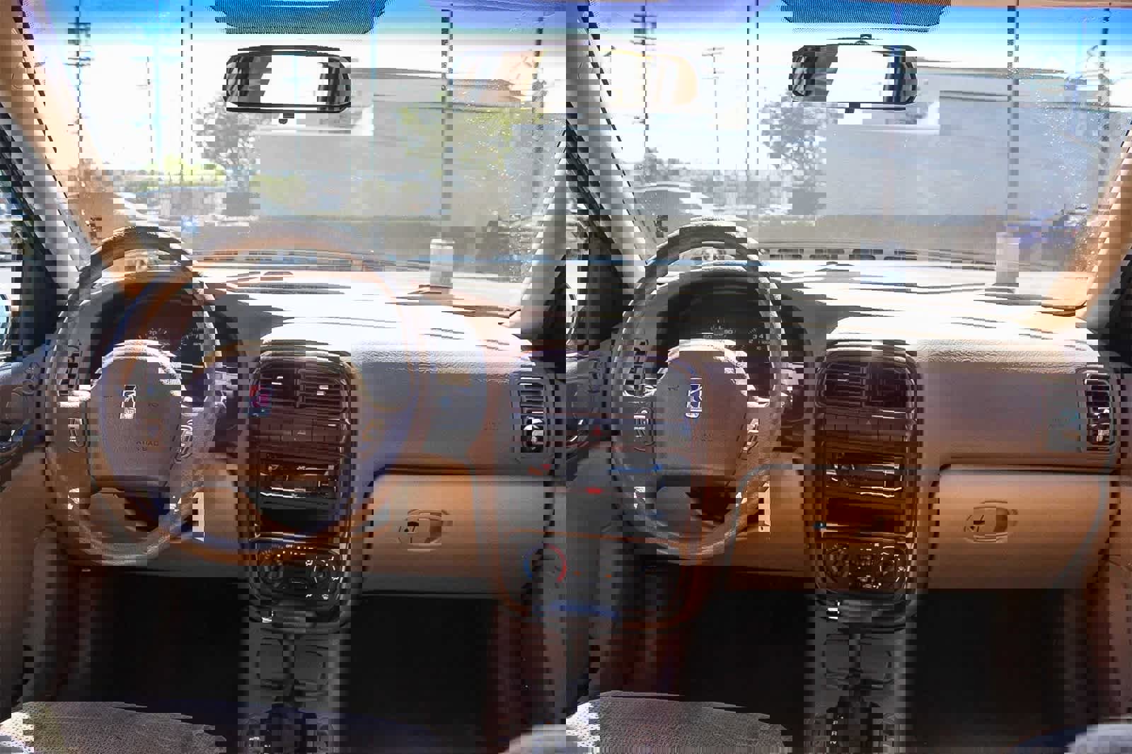 Used 2001 Saturn L-Series L200 image 16