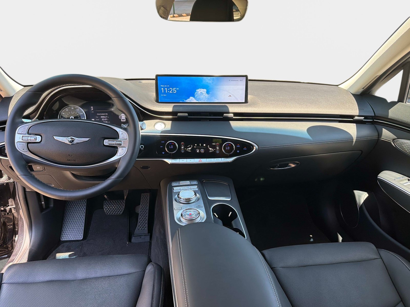 Used 2023 Genesis GV70 2.5T w/ Select Package AWD/4WD image 15