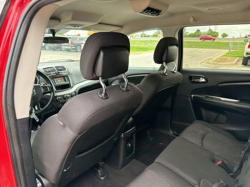 Used 2016 Dodge Journey SXT w/ Comfort/Convenience Group FWD image 14