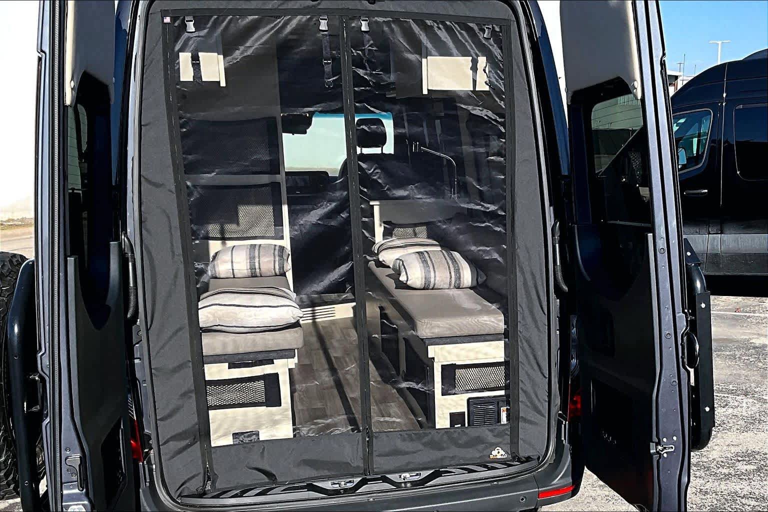 Used 2020 Mercedes-Benz Sprinter 2500 image 37
