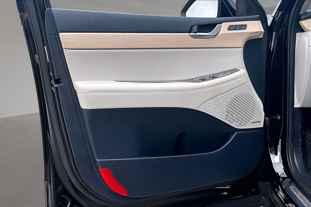 Used 2023 Hyundai Palisade Limited image 20