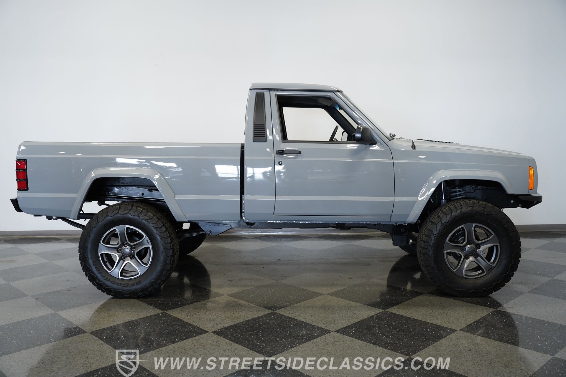 Used 1990 Jeep Comanche Pioneer image 14