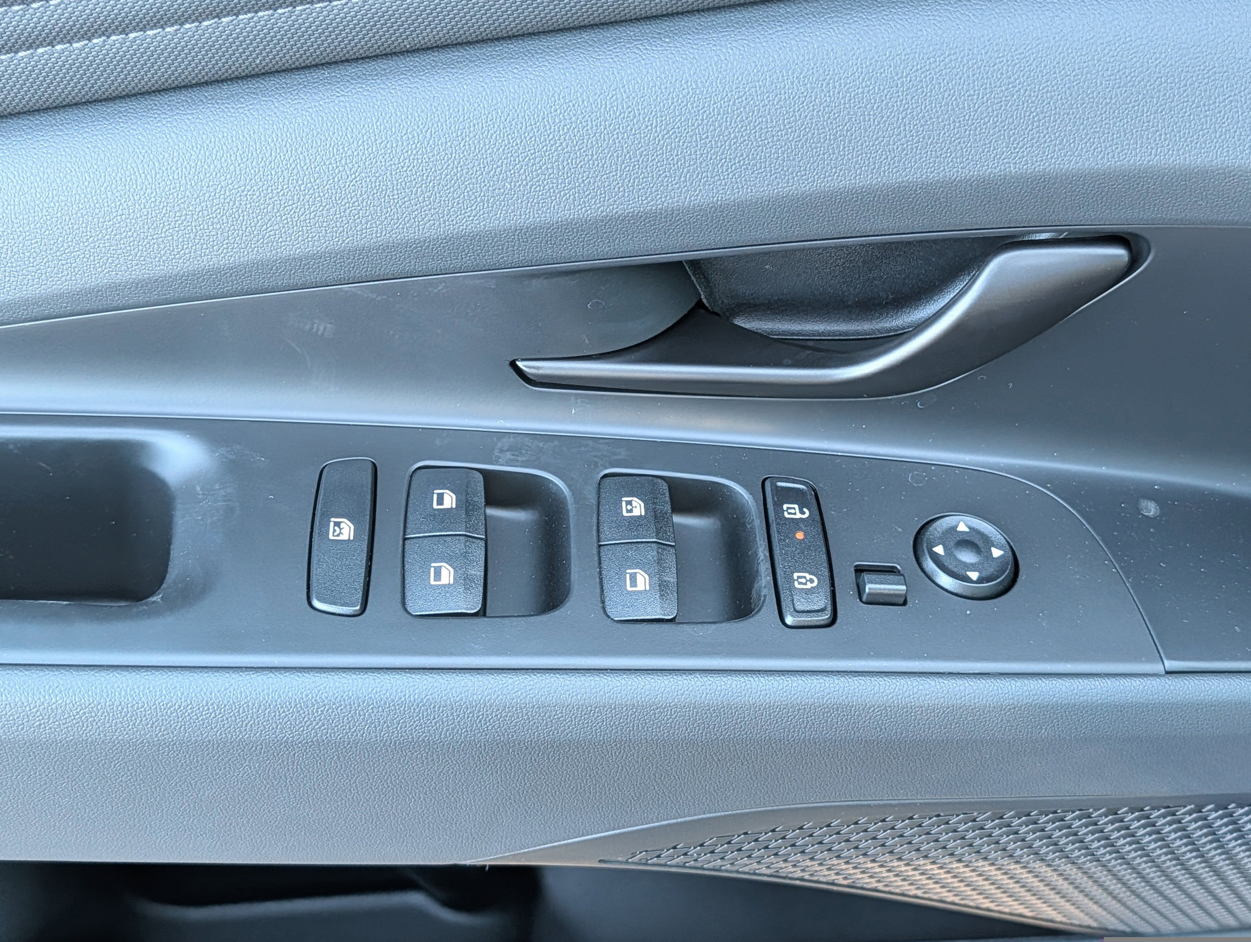 New 2026 Hyundai Elantra Sport image 12