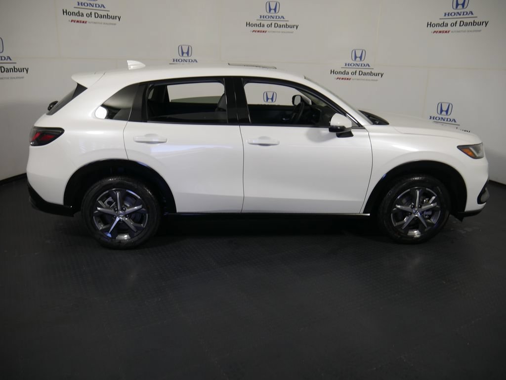 New 2027 Honda HR-V EX-L image 3