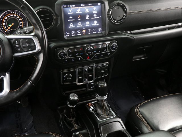 Used 2021 Jeep Wrangler Unlimited Sahara image 16