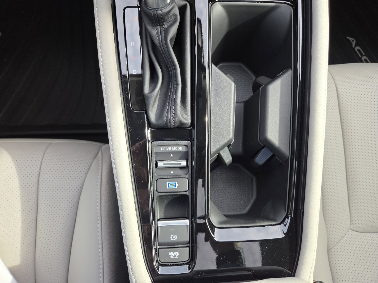 New 2025 Honda Accord Touring image 34