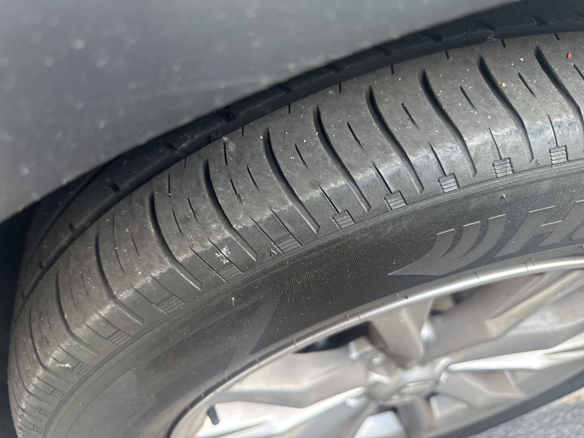 Used 2024 Honda CR-V EX-L image 7