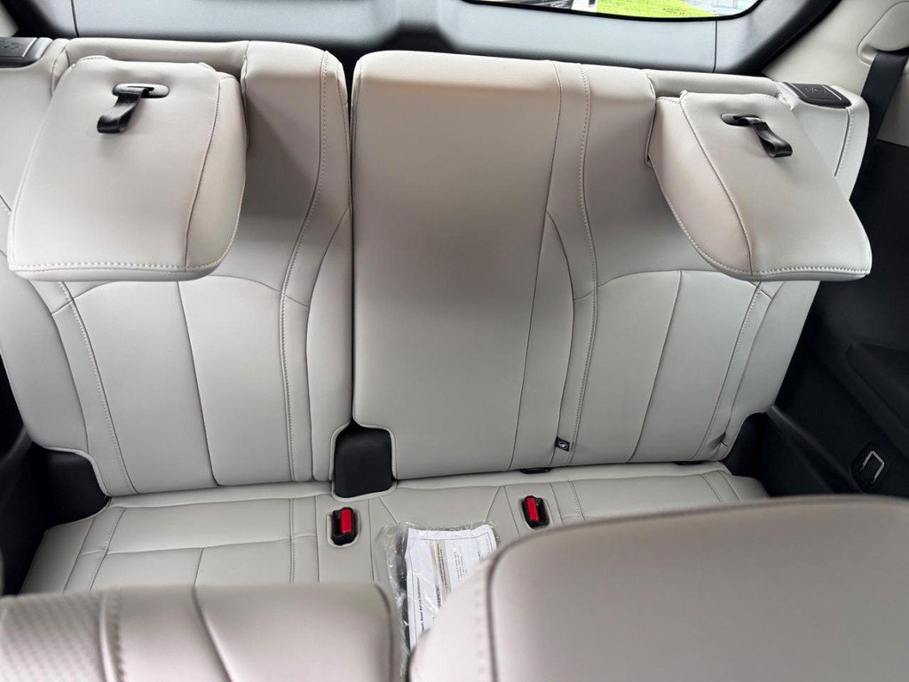 New 2026 INFINITI QX60 Luxe w/ Cargo Package image 7