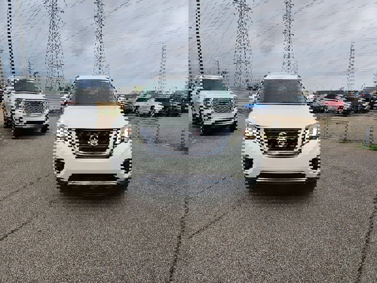 Used 2020 Nissan Pathfinder S image 8