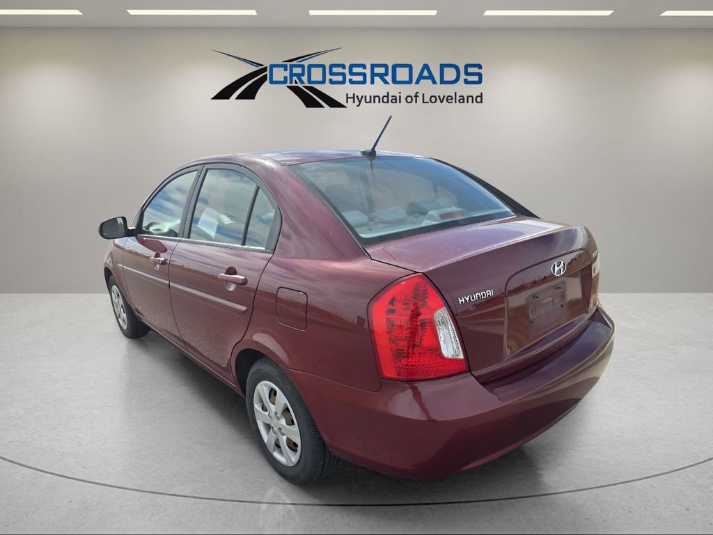 Used 2010 Hyundai Accent GLS image 3