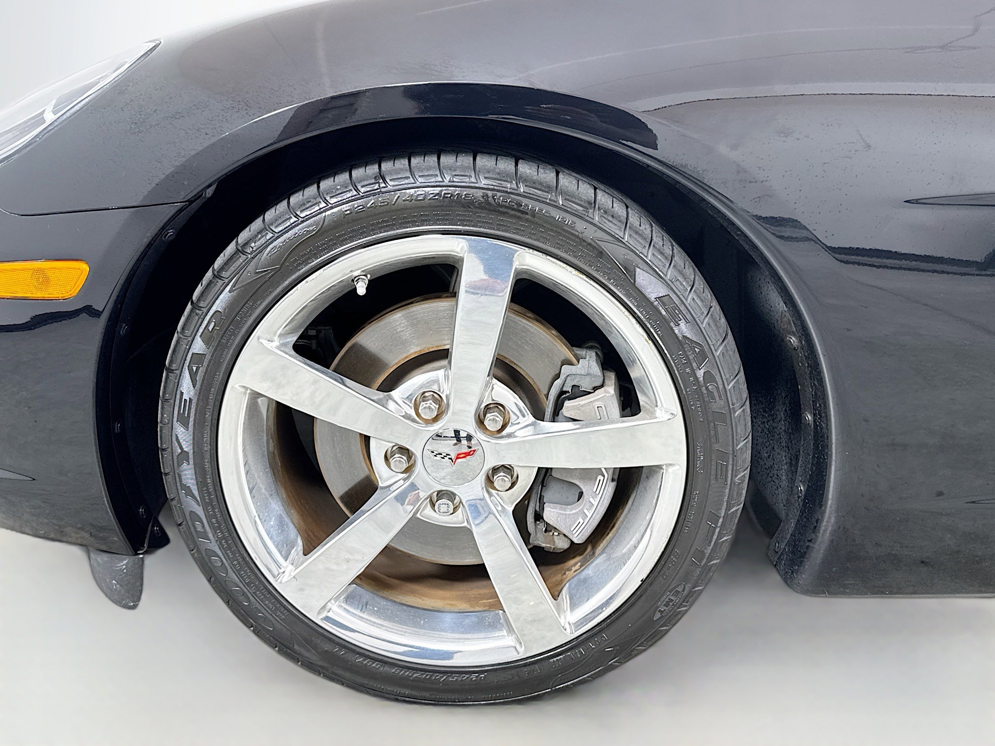 Used 2009 Chevrolet Corvette Convertible w/ Preferred Equipment Group RWD image 27