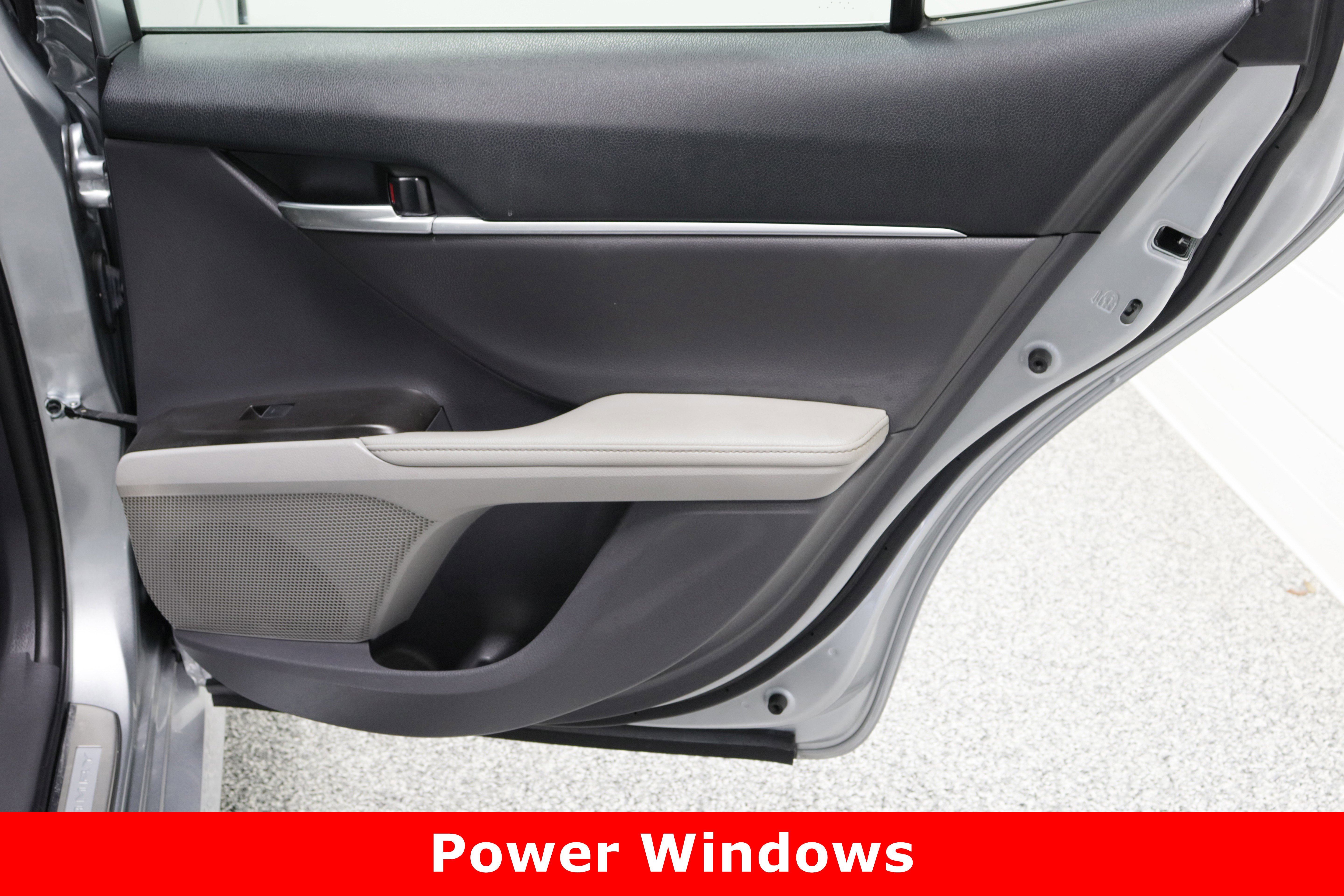 Used 2024 Toyota Camry XLE image 34