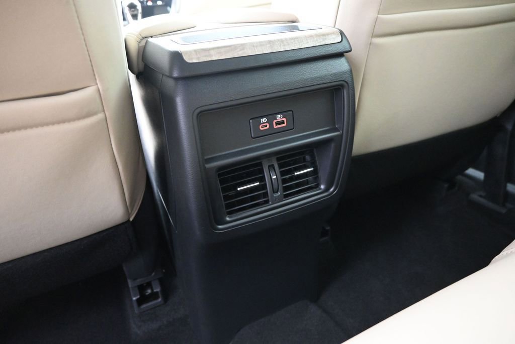 Used 2024 Nissan Murano SV FWD image 13