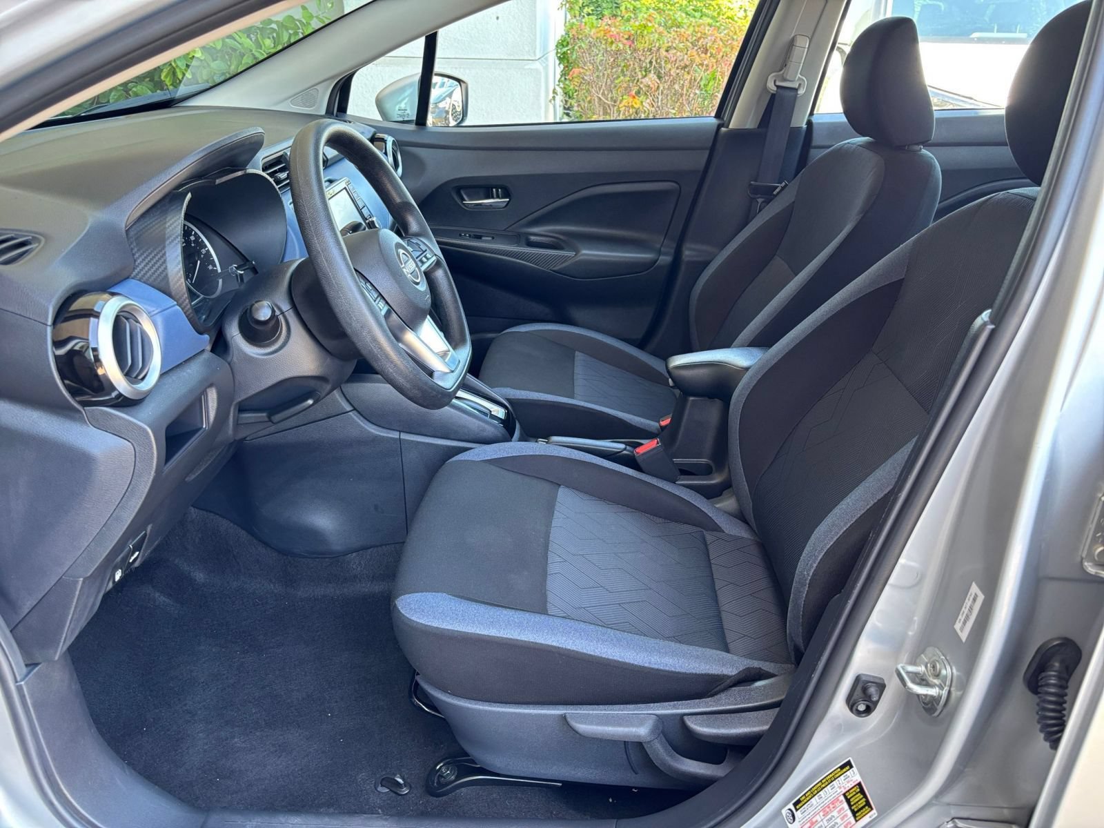 Used 2025 Nissan Versa SV FWD image 25