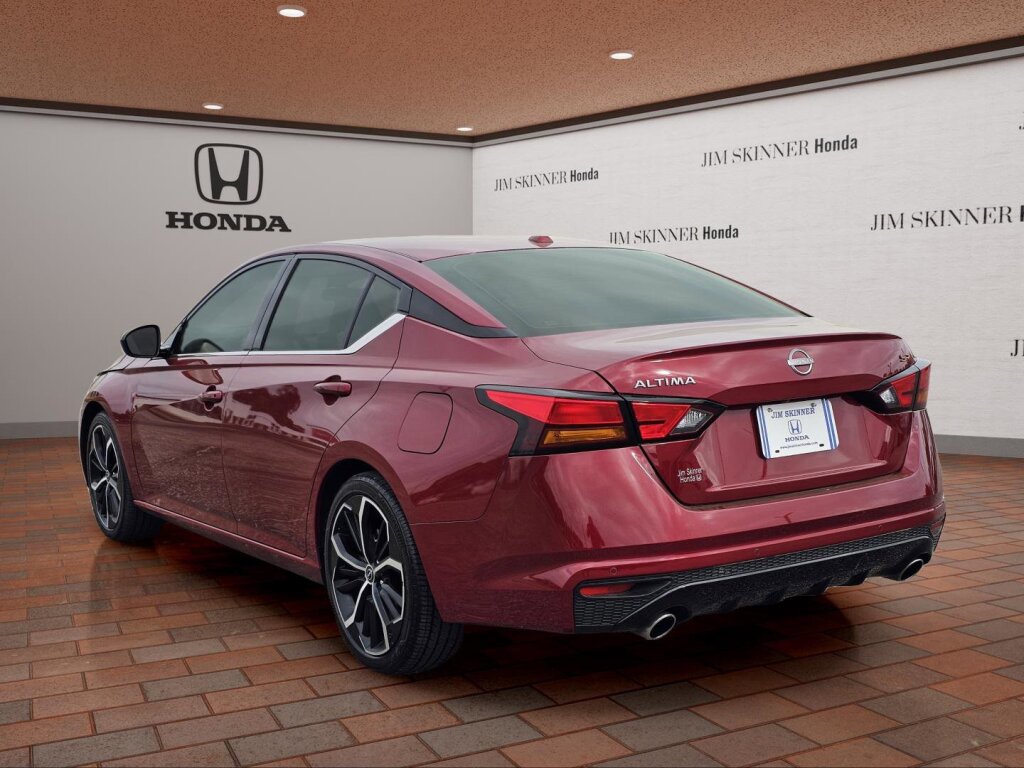 Used 2024 Nissan Altima 2.5 SR image 12