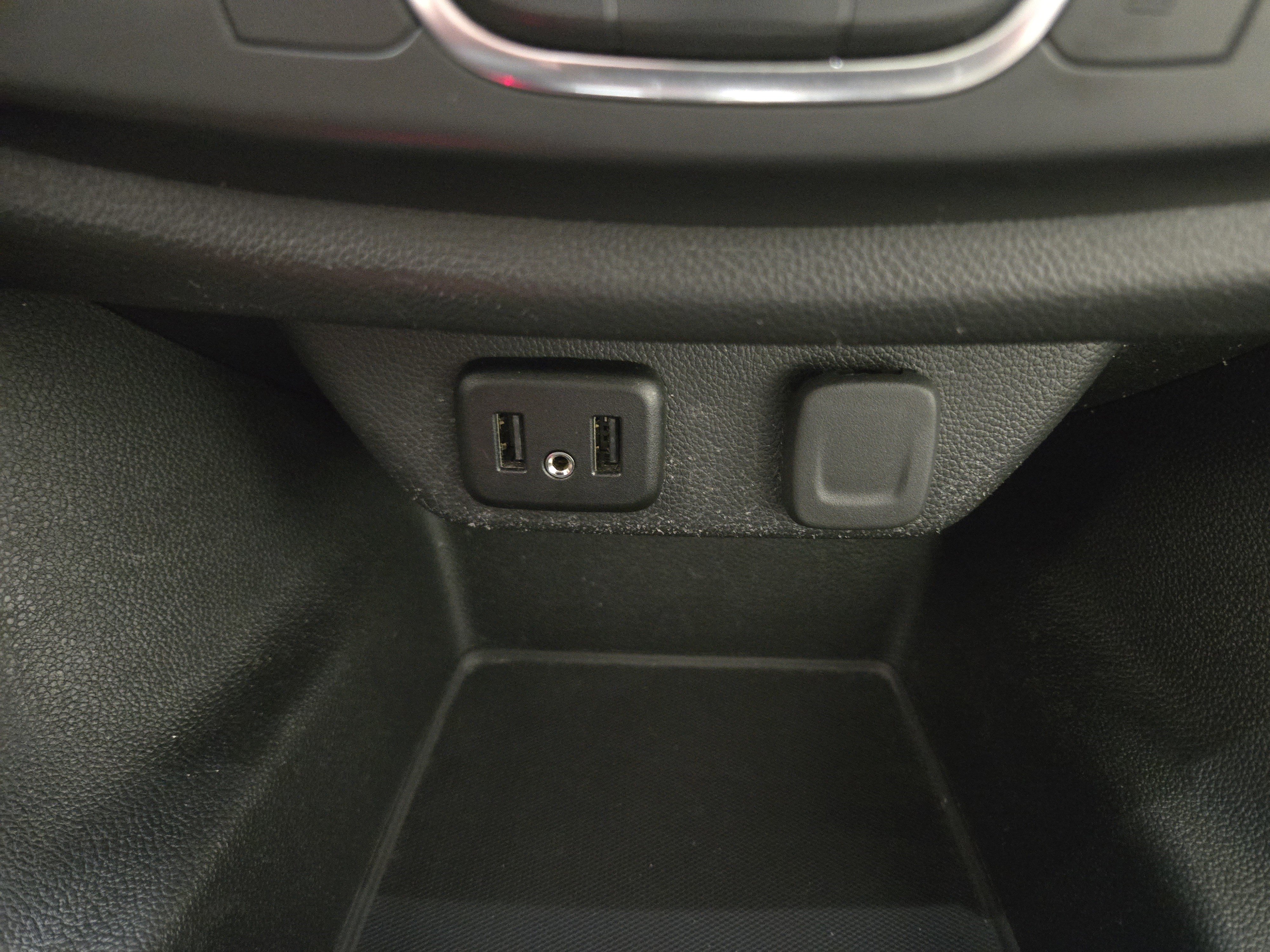 Certified 2023 Chevrolet Traverse LS w/ Safety Package image 27